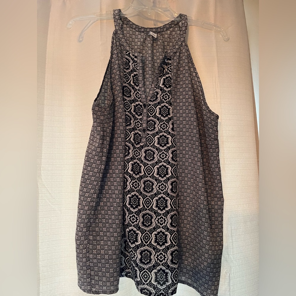 Old navy tank top